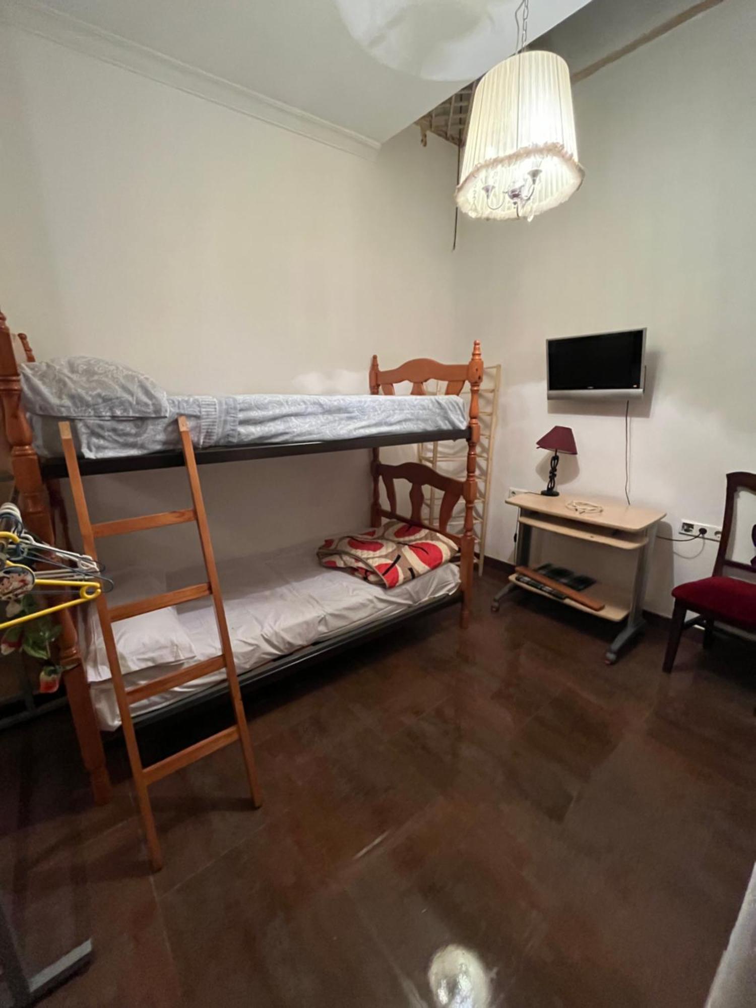 Apartamento En Pleno Centro De Marchena 3 Dormitorios 3 Banos Privados Ngoại thất bức ảnh