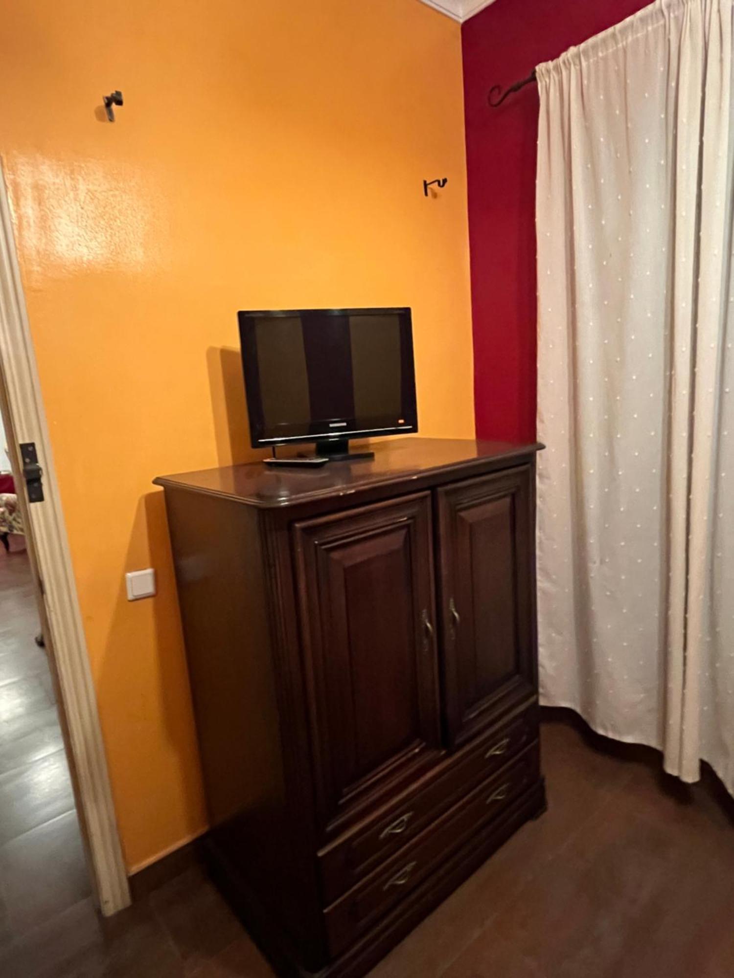 Apartamento En Pleno Centro De Marchena 3 Dormitorios 3 Banos Privados Ngoại thất bức ảnh